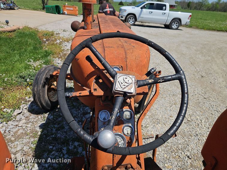 image for item EI8973 Allis-Chalmers tractor
