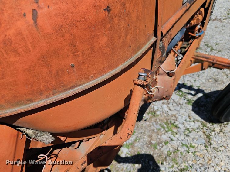 image for item EI8973 Allis-Chalmers tractor