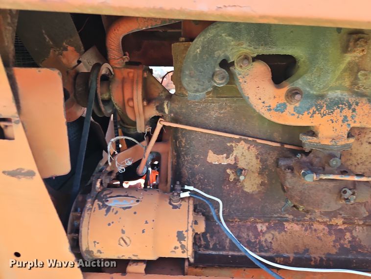 image for item EI8973 Allis-Chalmers tractor