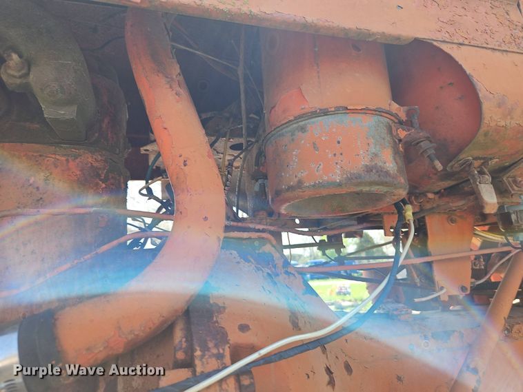 image for item EI8973 Allis-Chalmers tractor