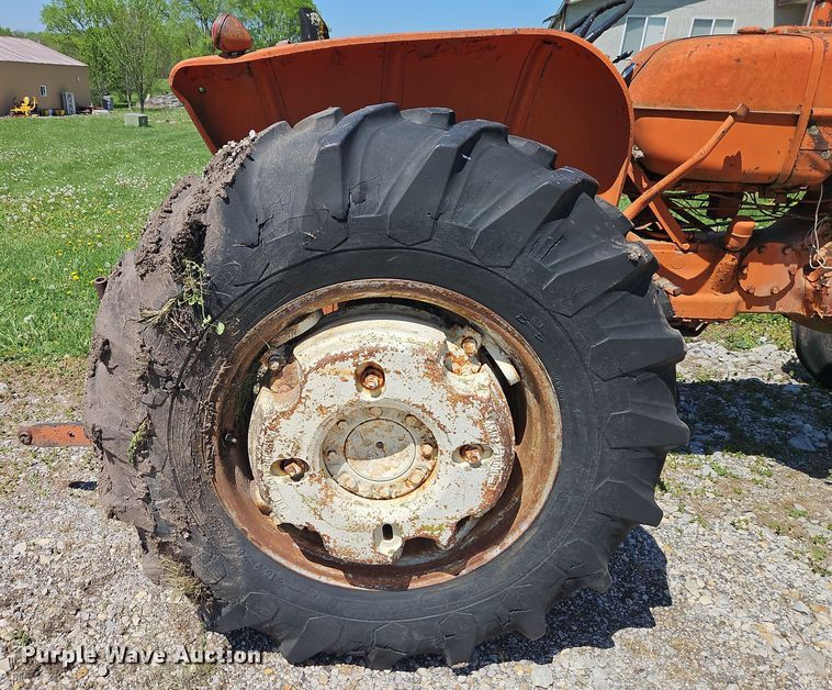 image for item EI8973 Allis-Chalmers tractor