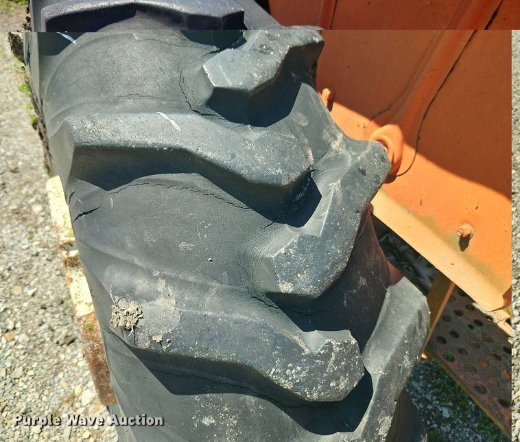 image for item EI8973 Allis-Chalmers tractor