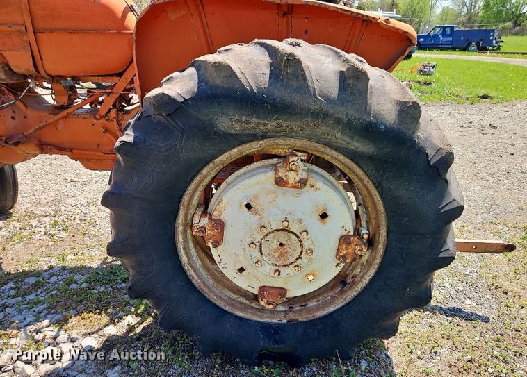 image for item EI8973 Allis-Chalmers tractor