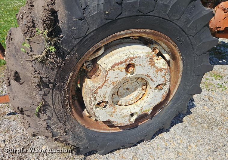 image for item EI8973 Allis-Chalmers tractor