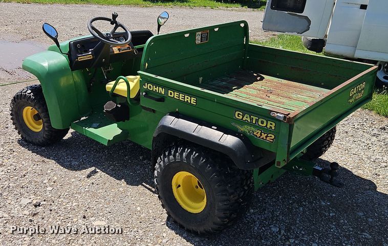 image for item EI8974 2003 John Deere Gator  utility vehicle