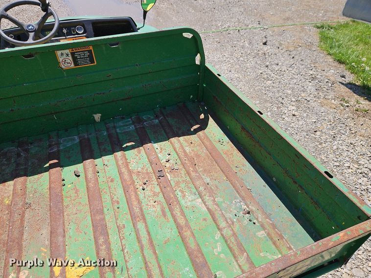 image for item EI8974 2003 John Deere Gator  utility vehicle
