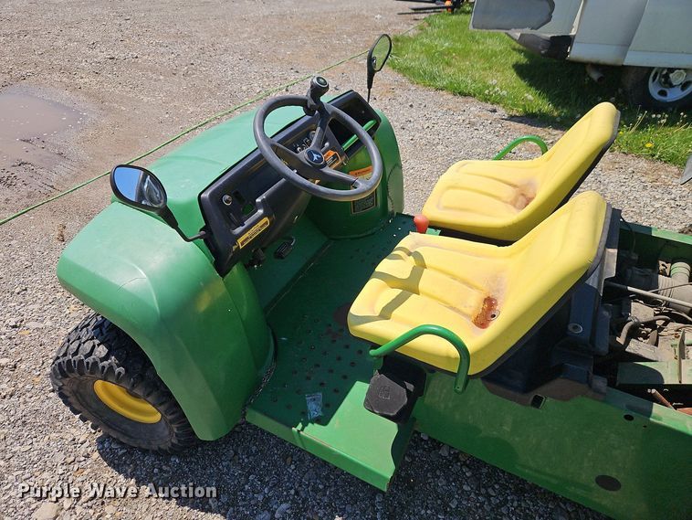image for item EI8974 2003 John Deere Gator  utility vehicle