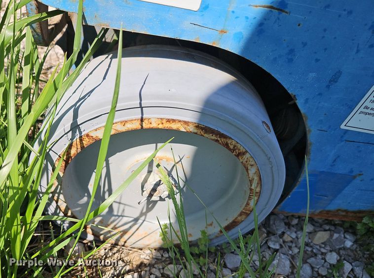 image for item EI8975 2012 Genie GR-20 vertical lift