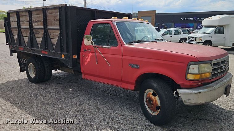 image for item EI8982 1993 Ford F350 dump bed pickup truck