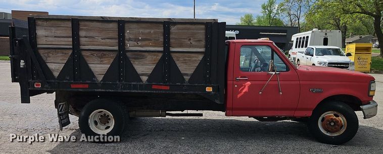 image for item EI8982 1993 Ford F350 dump bed pickup truck