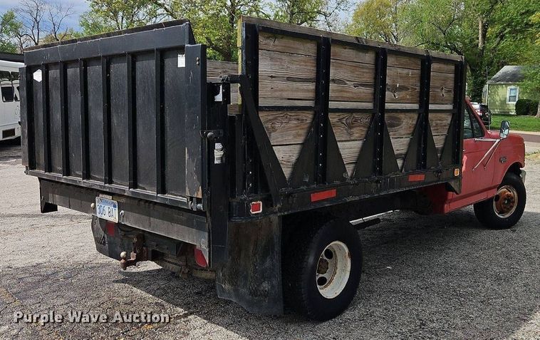 image for item EI8982 1993 Ford F350 dump bed pickup truck