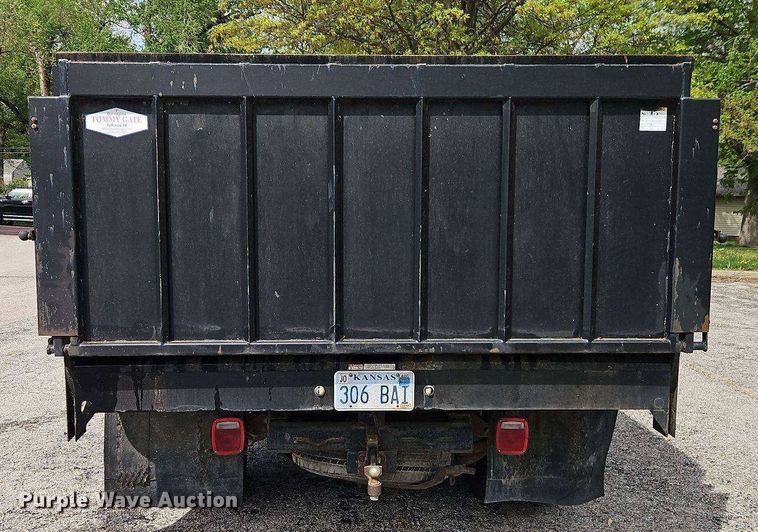 image for item EI8982 1993 Ford F350 dump bed pickup truck