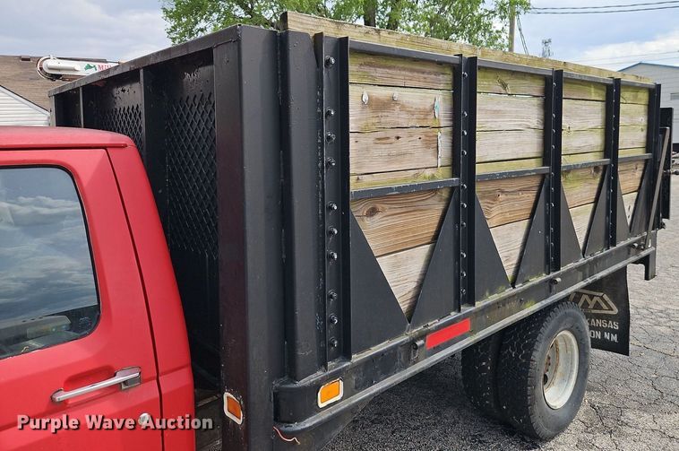 image for item EI8982 1993 Ford F350 dump bed pickup truck