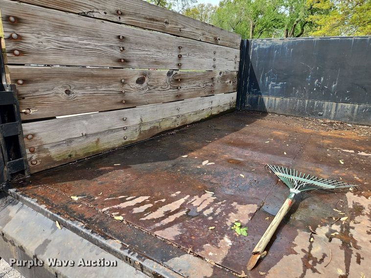 image for item EI8982 1993 Ford F350 dump bed pickup truck