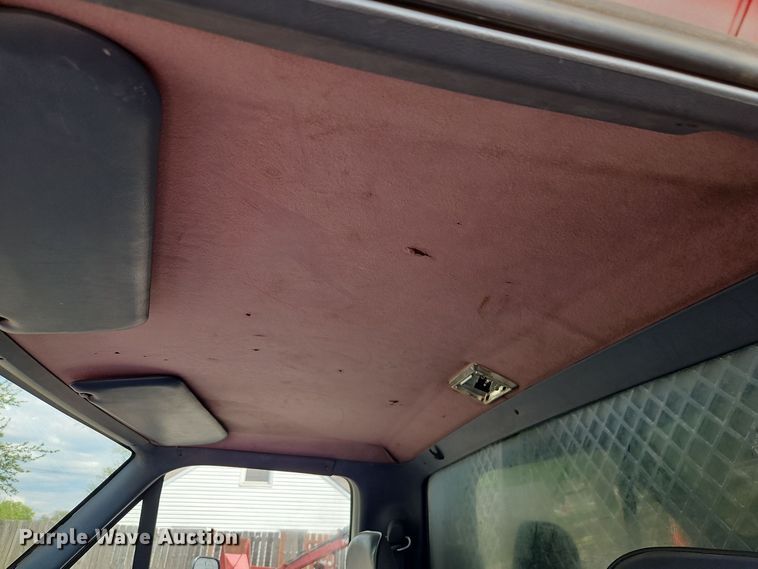 image for item EI8982 1993 Ford F350 dump bed pickup truck