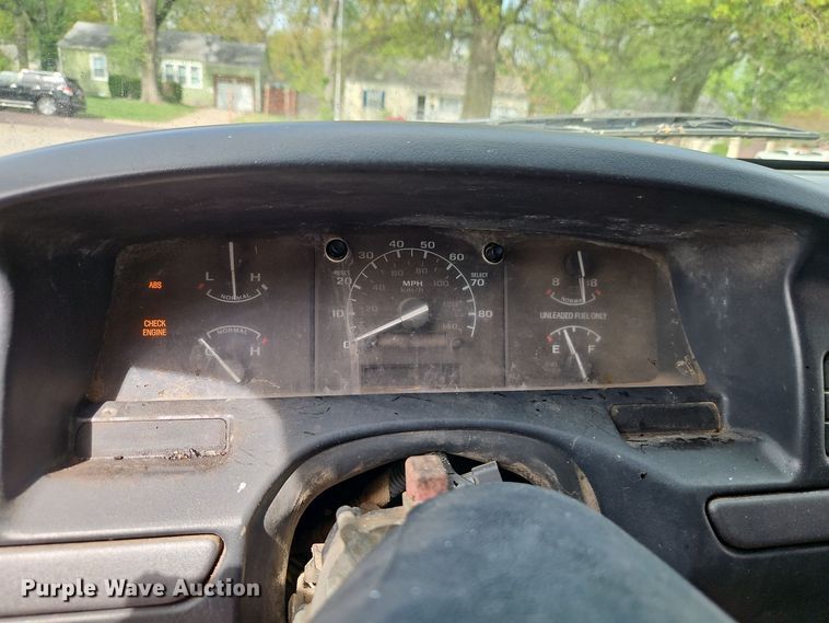 image for item EI8982 1993 Ford F350 dump bed pickup truck