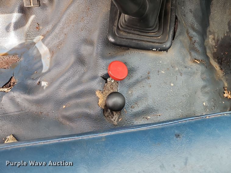 image for item EI8982 1993 Ford F350 dump bed pickup truck