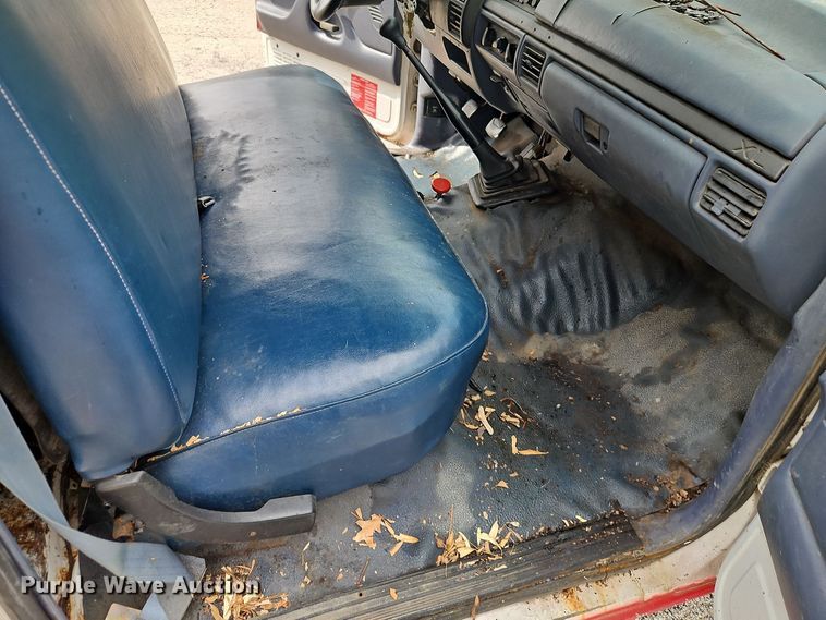 image for item EI8982 1993 Ford F350 dump bed pickup truck