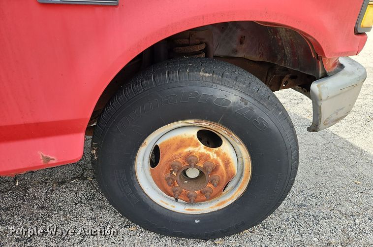 image for item EI8982 1993 Ford F350 dump bed pickup truck