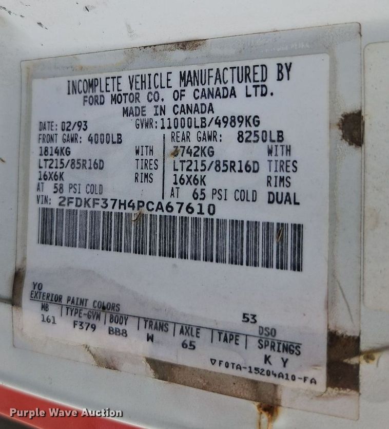 image for item EI8982 1993 Ford F350 dump bed pickup truck