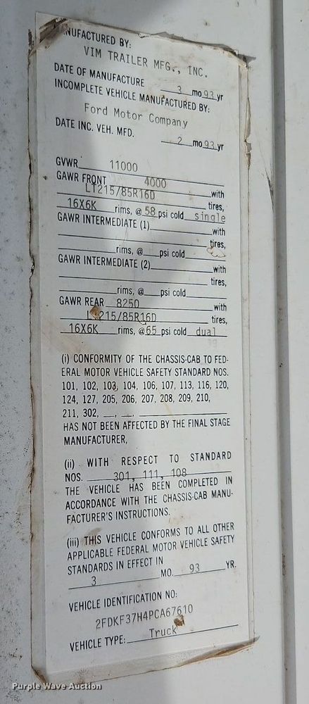 image for item EI8982 1993 Ford F350 dump bed pickup truck