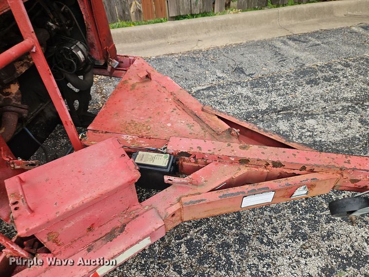 image for item EI8984 1979 Olat Chipper wood chipper