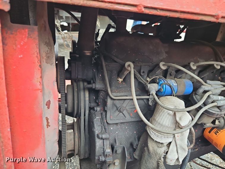 image for item EI8984 1979 Olat Chipper wood chipper