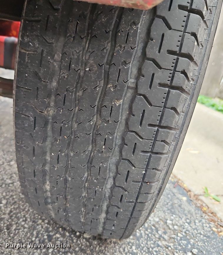 image for item EI8984 1979 Olat Chipper wood chipper