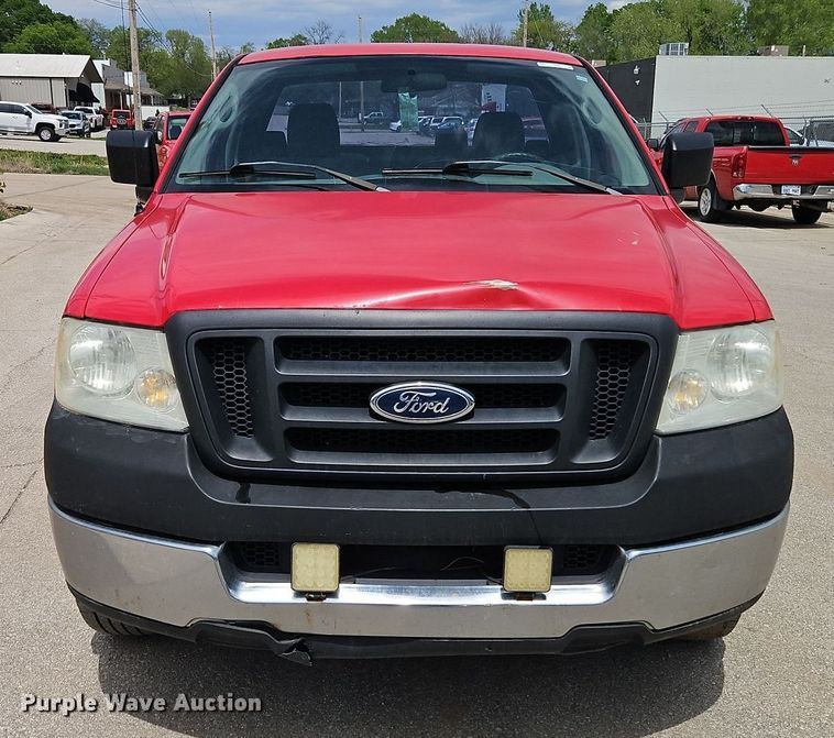 image for item EI8986 2005 Ford F150 pickup truck
