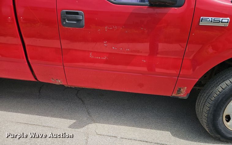 image for item EI8986 2005 Ford F150 pickup truck