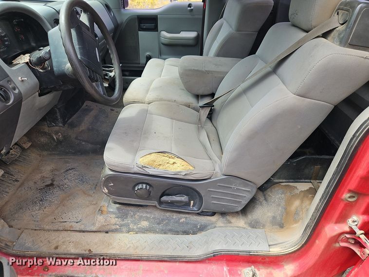 image for item EI8986 2005 Ford F150 pickup truck