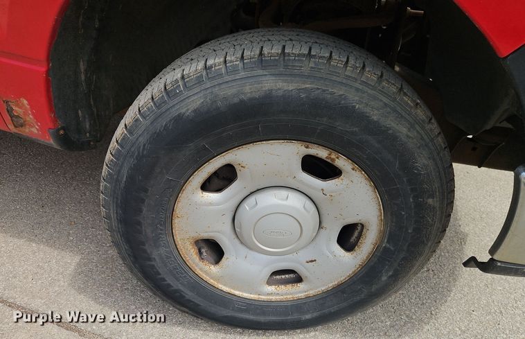 image for item EI8986 2005 Ford F150 pickup truck