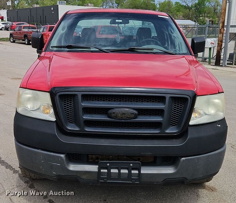 image for item EI8987 2005 Ford F150 pickup truck