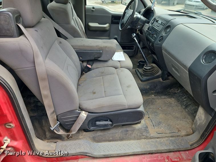 image for item EI8987 2005 Ford F150 pickup truck