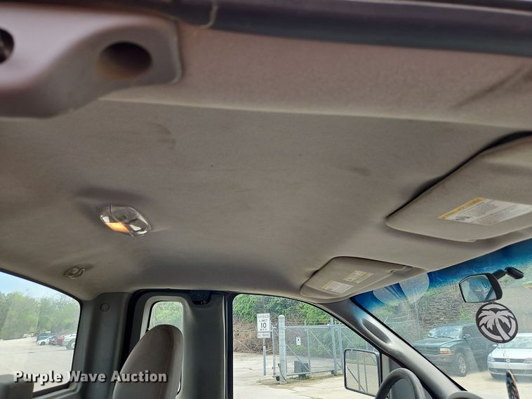 image for item EI8987 2005 Ford F150 pickup truck