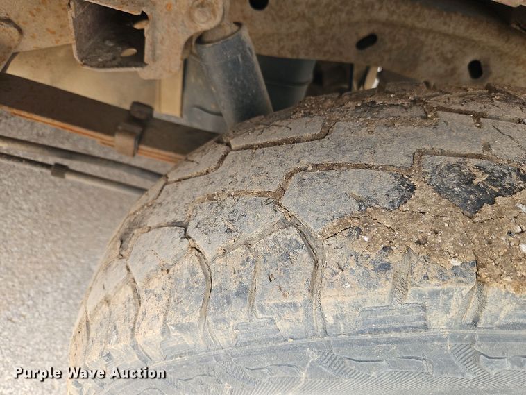 image for item EI8987 2005 Ford F150 pickup truck