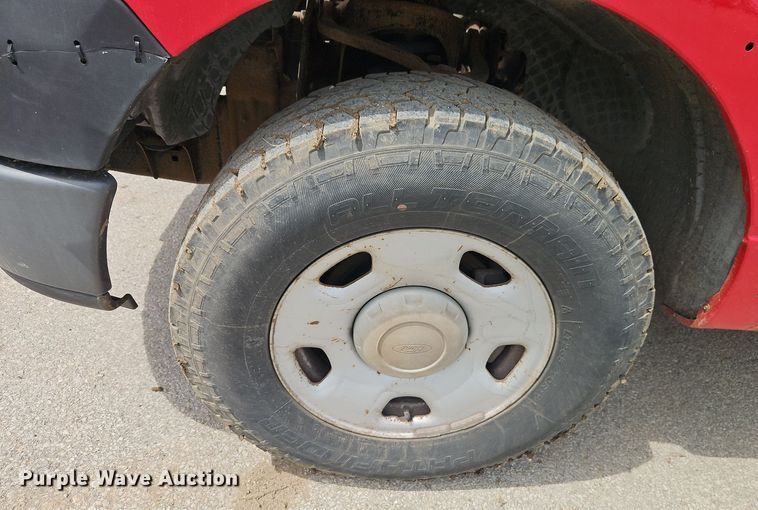 image for item EI8987 2005 Ford F150 pickup truck