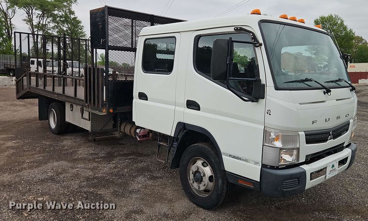 image for item EI8998 2019 Mitsubishi Fuso FE160 Crew Cab flatbed truck