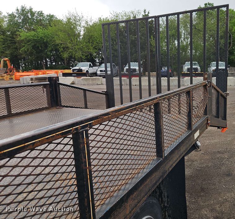 image for item EI8998 2019 Mitsubishi Fuso FE160 Crew Cab flatbed truck