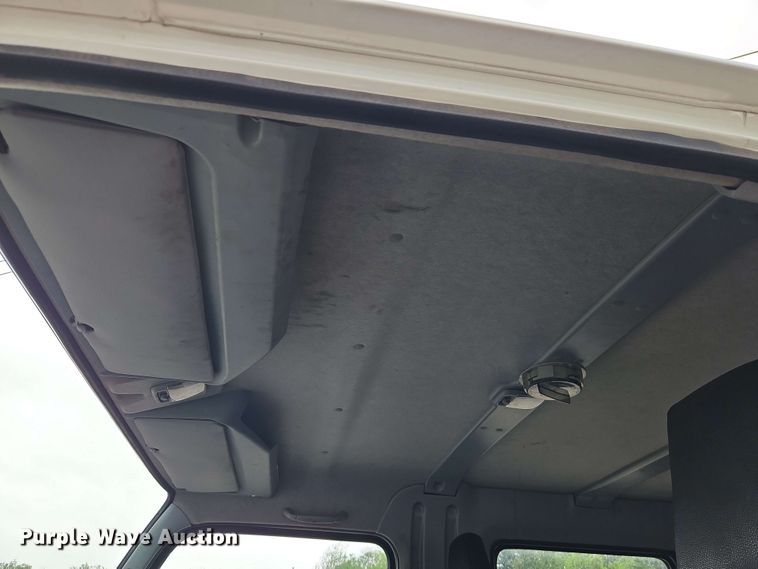 image for item EI8998 2019 Mitsubishi Fuso FE160 Crew Cab flatbed truck