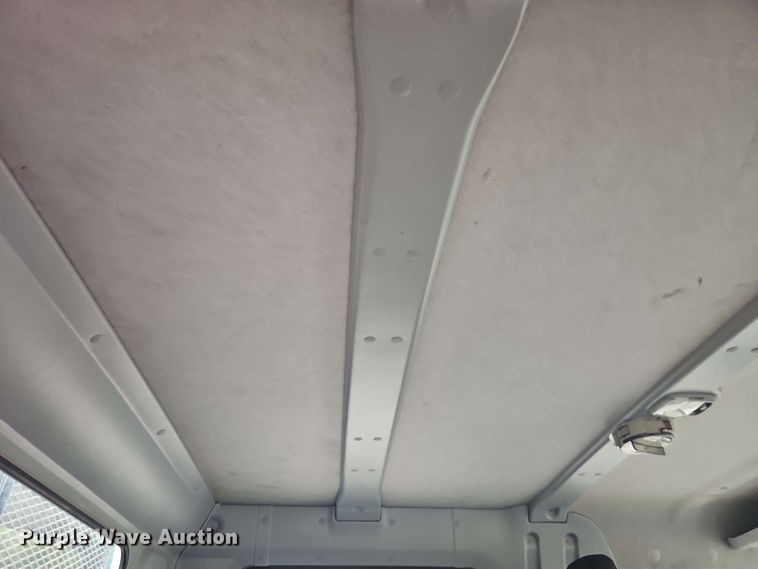 image for item EI8998 2019 Mitsubishi Fuso FE160 Crew Cab flatbed truck