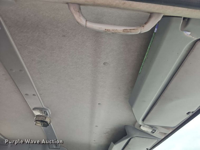 image for item EI8998 2019 Mitsubishi Fuso FE160 Crew Cab flatbed truck