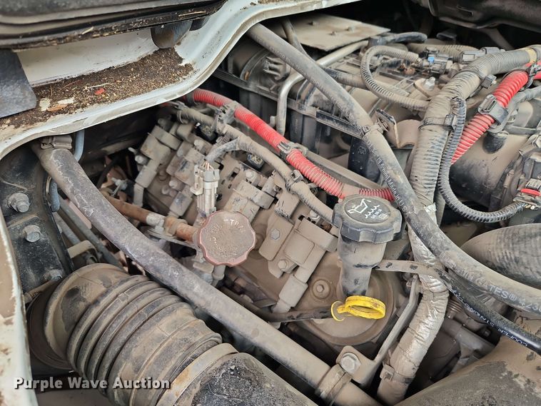 image for item EI8998 2019 Mitsubishi Fuso FE160 Crew Cab flatbed truck