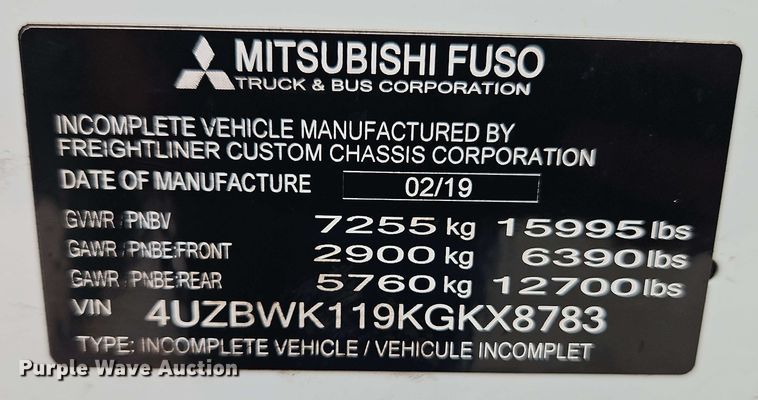 image for item EI8998 2019 Mitsubishi Fuso FE160 Crew Cab flatbed truck