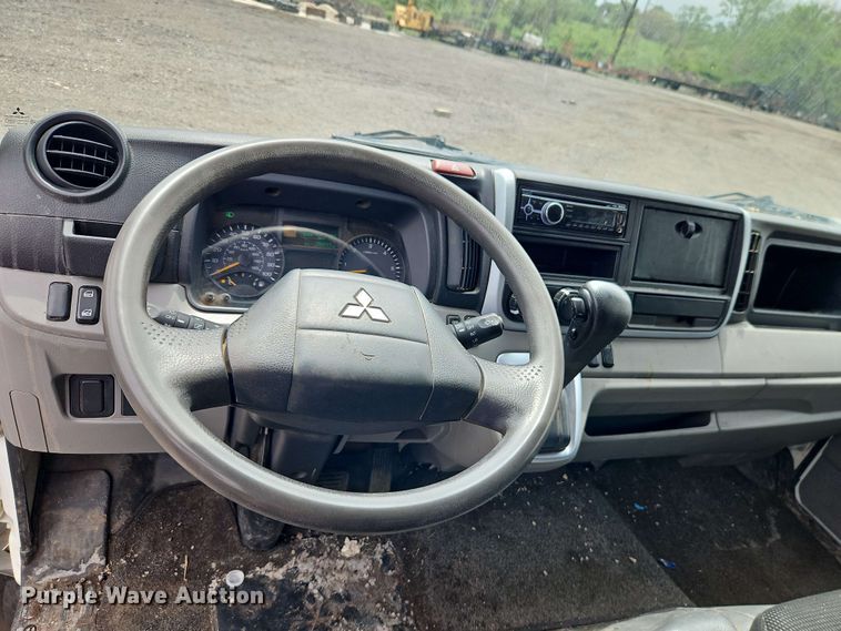 image for item EI8999 2019 Mitsubishi Fuso FE160 Crew Cab flatbed truck