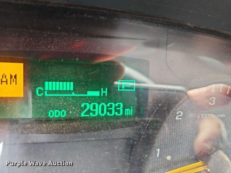 image for item EI8999 2019 Mitsubishi Fuso FE160 Crew Cab flatbed truck