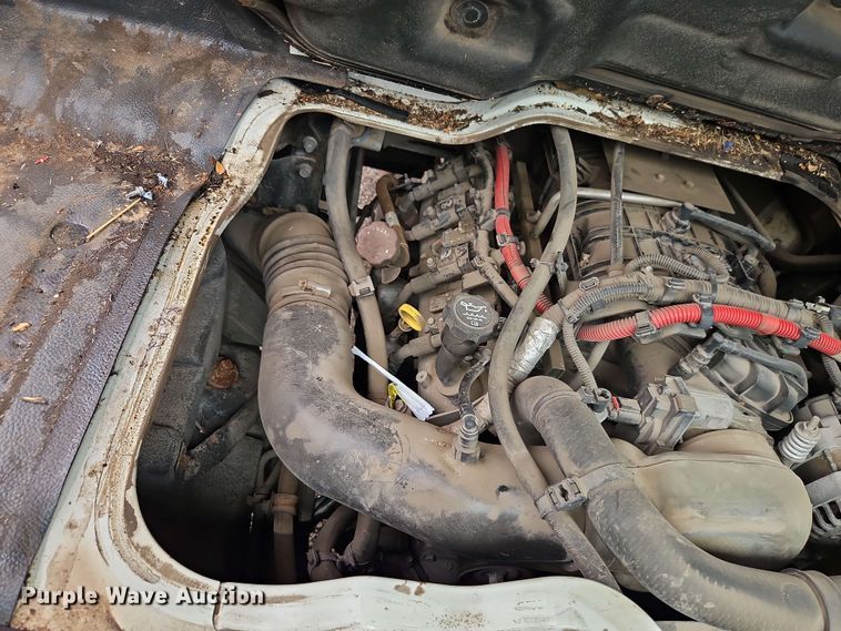 image for item EI8999 2019 Mitsubishi Fuso FE160 Crew Cab flatbed truck