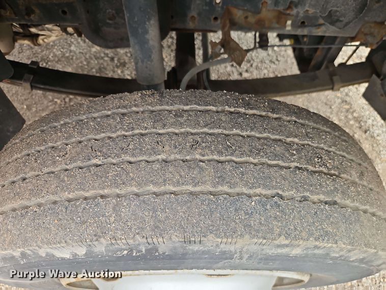 image for item EI8999 2019 Mitsubishi Fuso FE160 Crew Cab flatbed truck