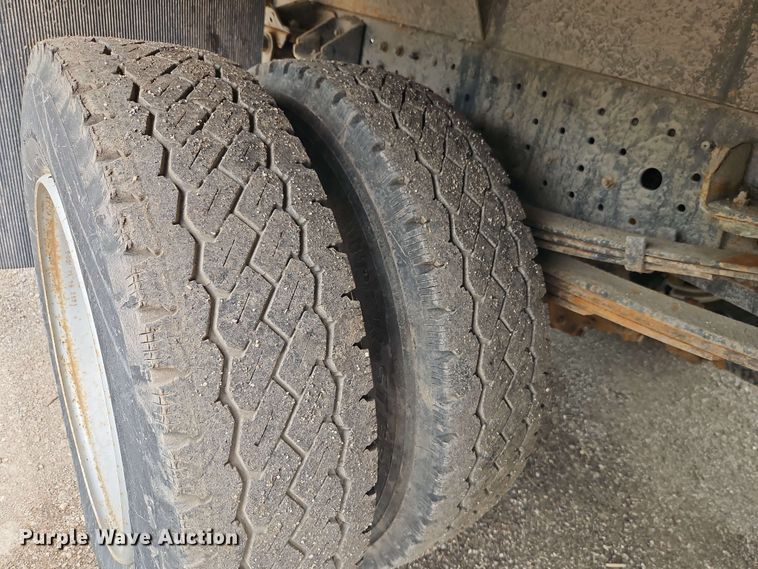 image for item EI8999 2019 Mitsubishi Fuso FE160 Crew Cab flatbed truck