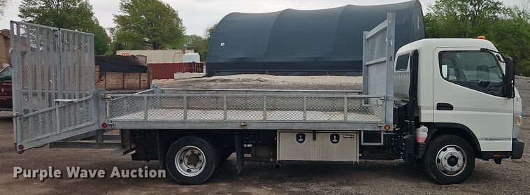 image for item EJ0000 2019 Mitsubishi Fuso FE140 flatbed truck